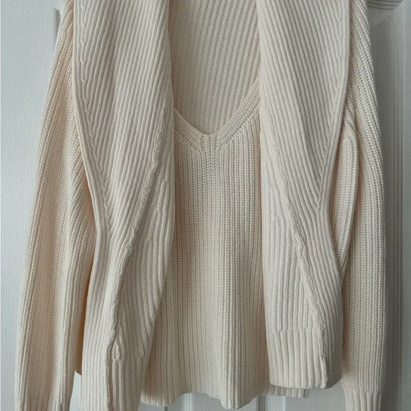 NEW Martha Stewart Collection Cream Top & Cable Knit Sweater Two Piece Set - Picture 7 of 10